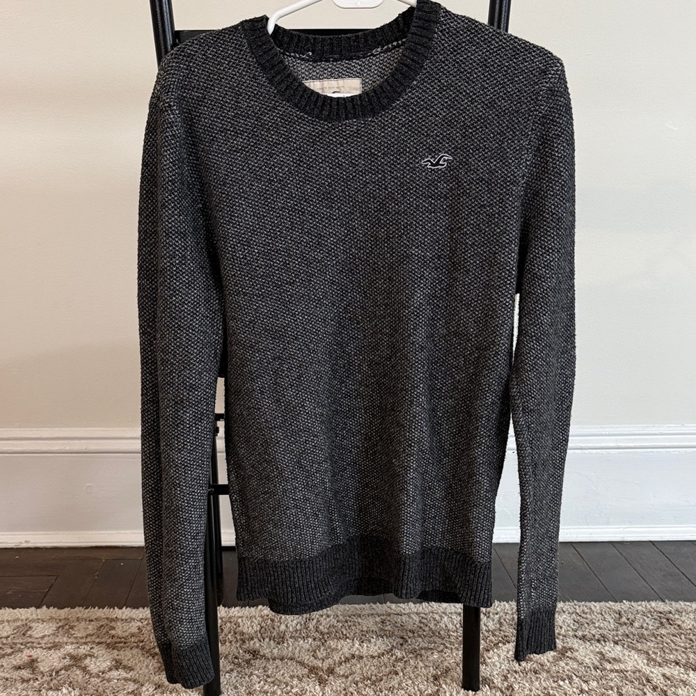 Hollister Men's Charcoal Crewneck Sweater